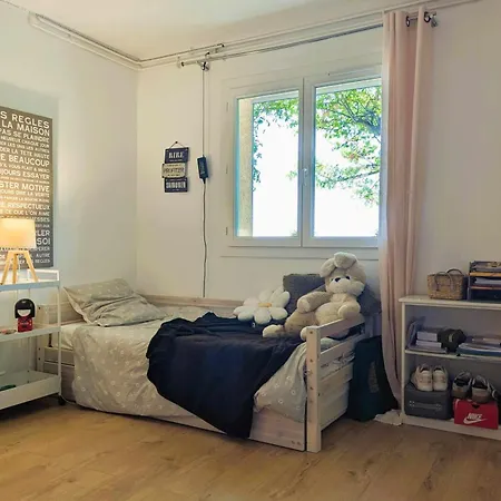 Family House In Quiet And Residential Area * הייר