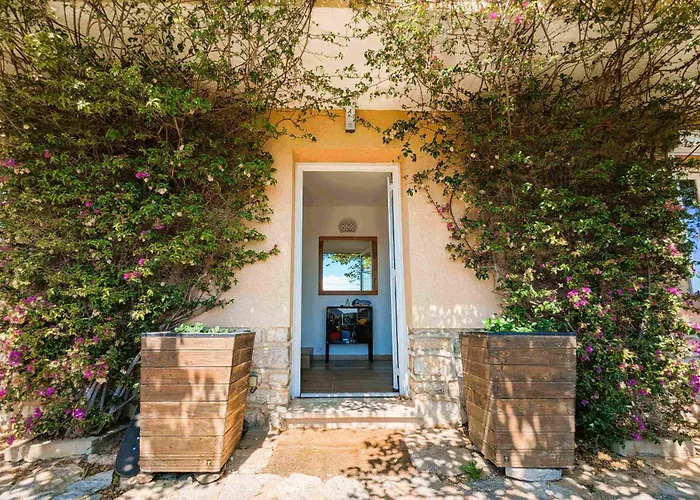 Casa vacanze Family House In Quiet And Residential Area *