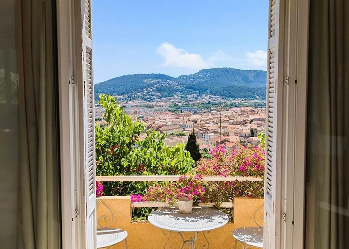 Family House In Quiet And Residential Area Casa vacanze *