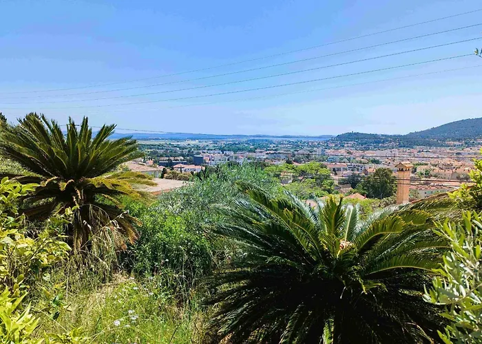 Family House In Quiet And Residential Area Casa vacanze *