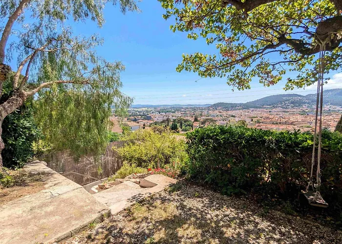 Family House In Quiet And Residential Area Casa vacanze