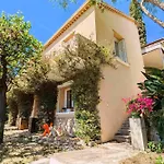 Family House In Quiet And Residential Area Holiday home