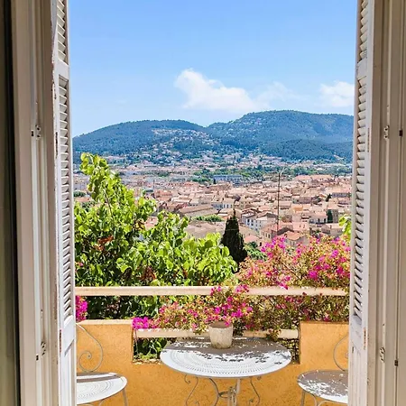 Family House In Quiet And Residential Area Semesterbostad *