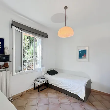 Family House In Quiet And Residential Area بيت للعطل Hyères