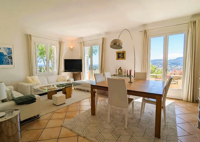 Family House In Quiet And Residential Area * Hyères