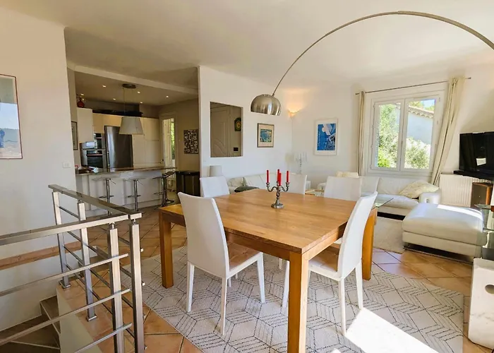 Ferienhaus Family House In Quiet And Residential Area Hyères